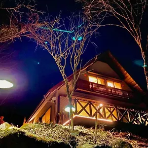 ヴィラ Yorokobu箱根森林中的独栋别墅，富士山，适合开party, 箱根町